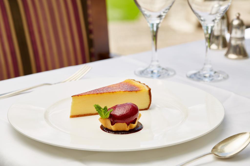 Ockenden Manor Hotel & Spa Cuckfield Εξωτερικό φωτογραφία