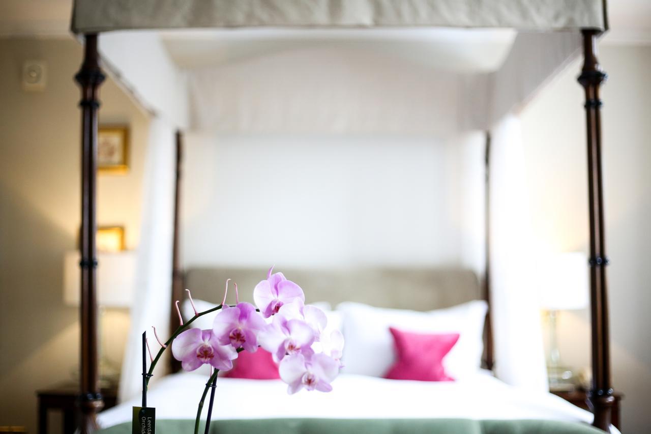 Ockenden Manor Hotel & Spa Cuckfield Εξωτερικό φωτογραφία